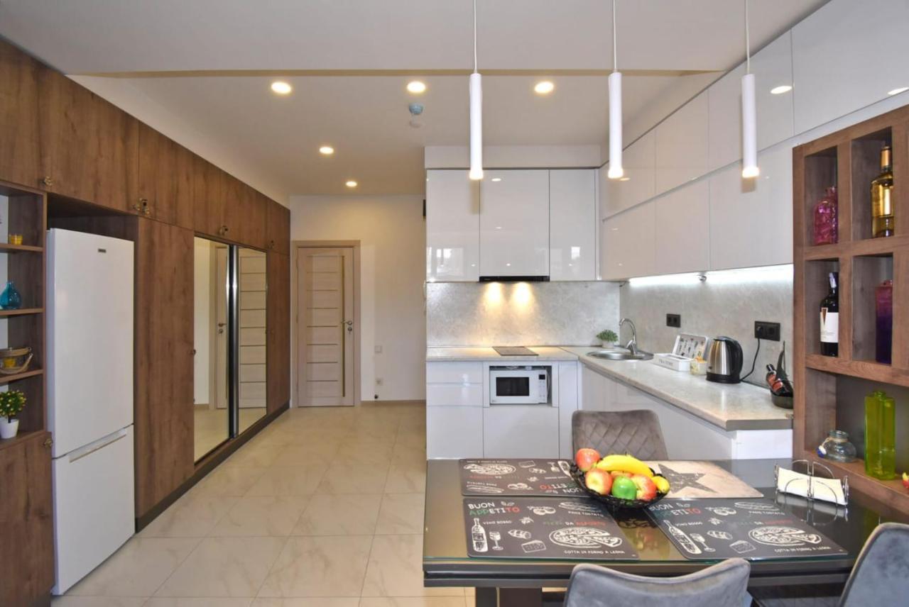 Home4You City Center Apartments Єреван Екстер'єр фото