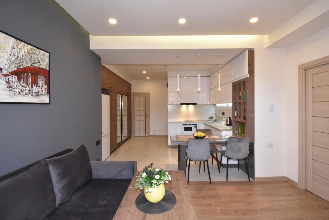Home4You City Center Apartments Єреван Екстер'єр фото