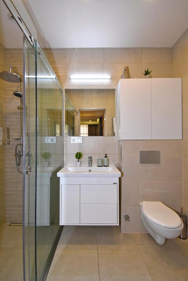 Home4You City Center Apartments Єреван Екстер'єр фото