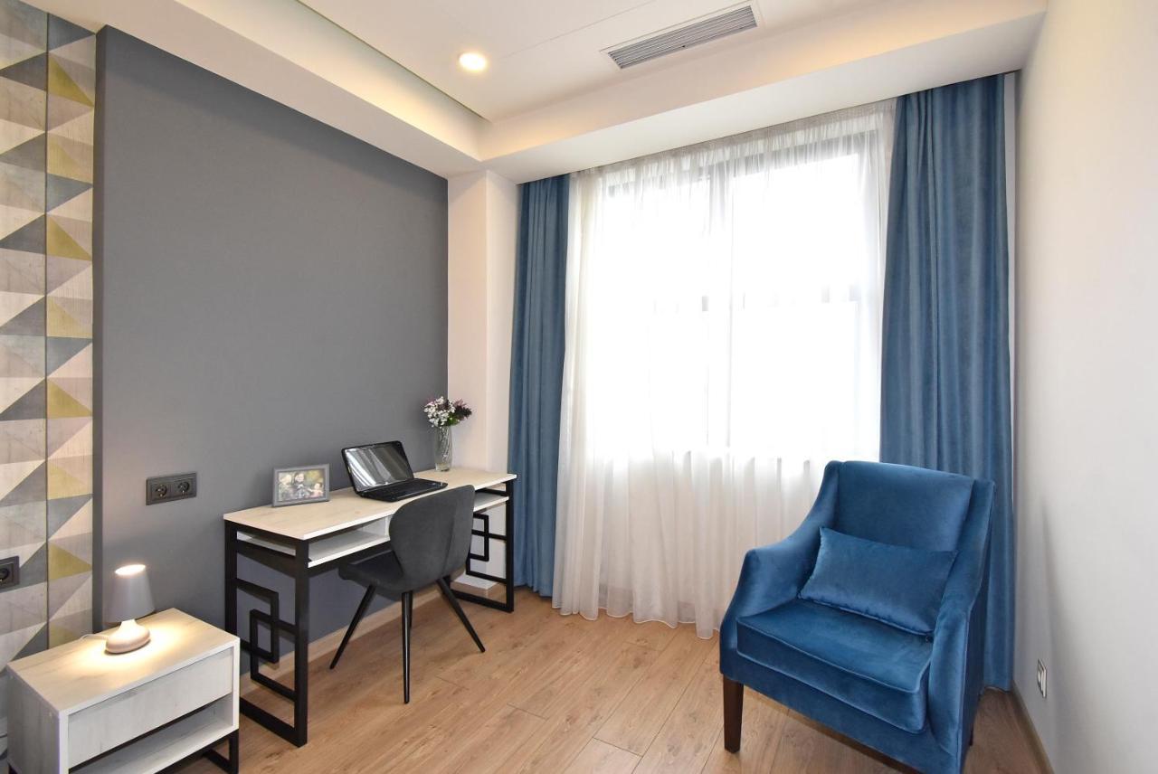 Home4You City Center Apartments Єреван Екстер'єр фото
